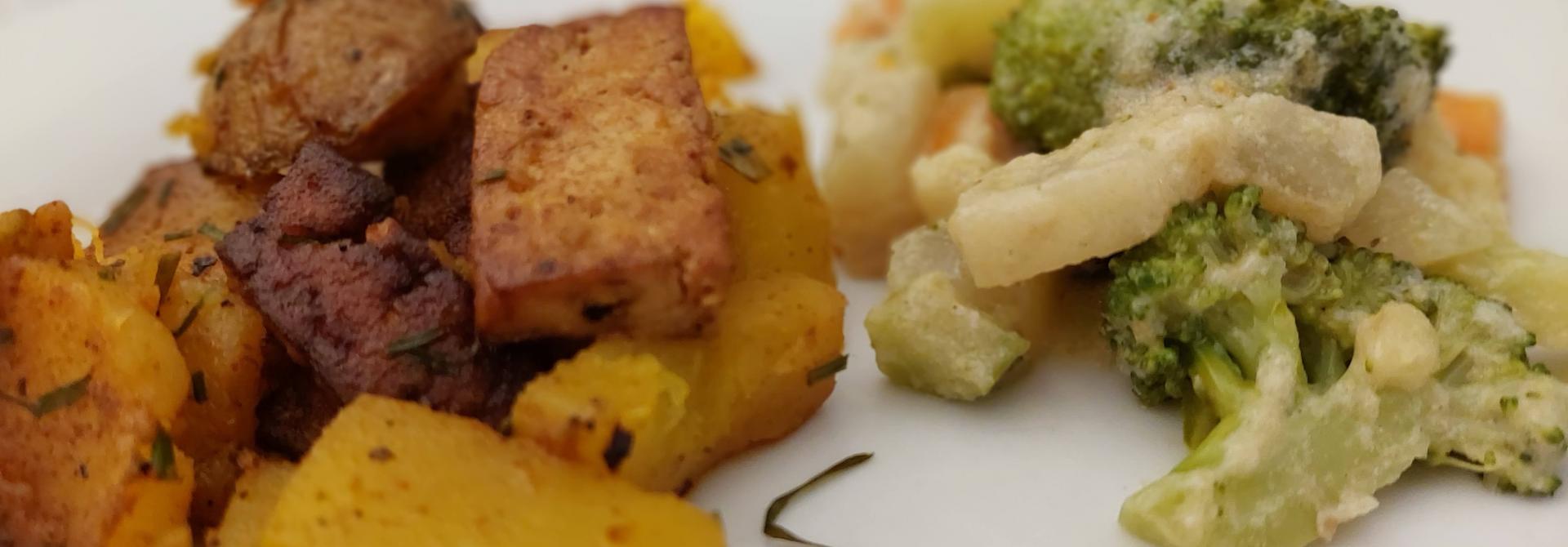 Bild_Cremiges_Kokos-Gemüse_und_Bratkartoffel-Kürbis-Tofu_Pfanne